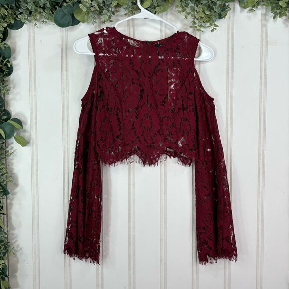 Do + Be Cold Shoulder Top size SMALL Red Maroon Lace Cropped Sexy Glam - Picture 1 of 7